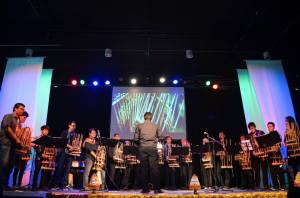 Angklung (traditional music from West Java) performed by PPI Eindhoven